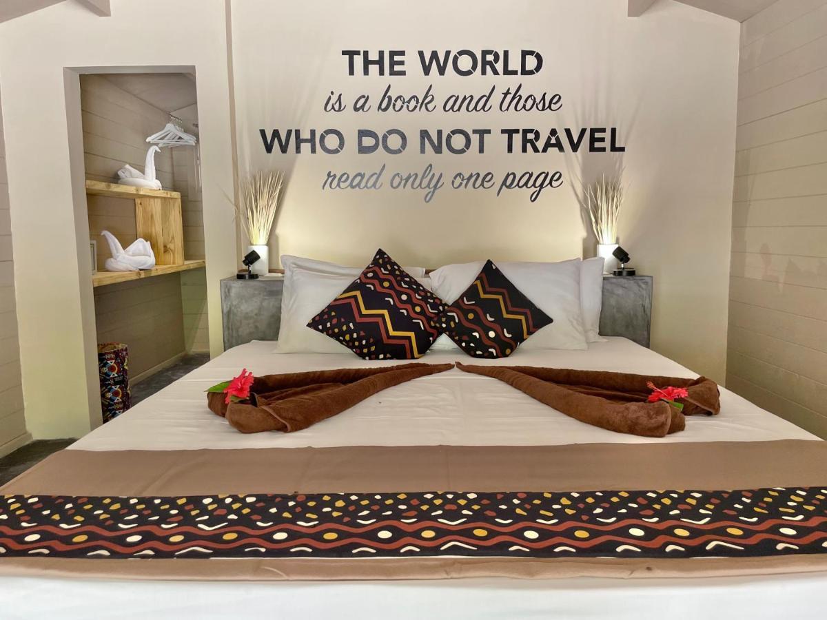 Mwezi Boutique